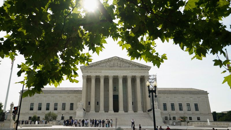 Supreme Court Weakens Federal Anti-Corruption Laws in Landmark Decision