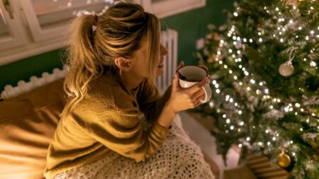 Holiday Drinks Under Fire: Experts Warn Your Favorite Hot Chocolate May Weaken Bones!